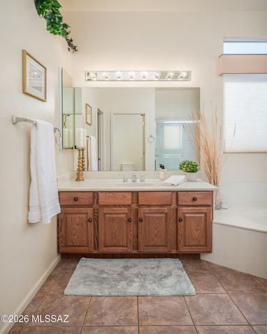 13786 N Heritage Canyon Drive, Marana, AZ 85658