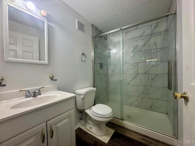 3404 Woodside Drive, Fairfield, OH 45014