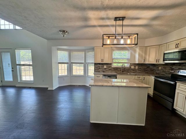 3404 Woodside Drive, Fairfield, OH 45014