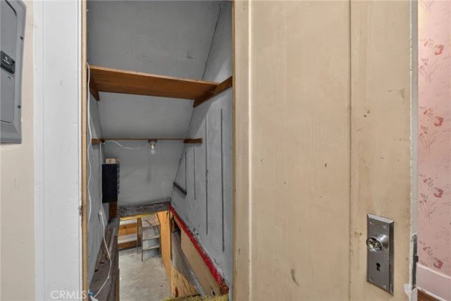 119 S Adams, Glendale, CA 91205
