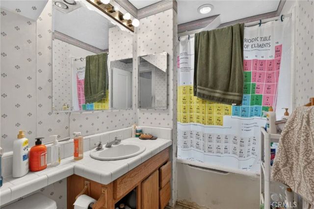 119 S Adams, Glendale, CA 91205