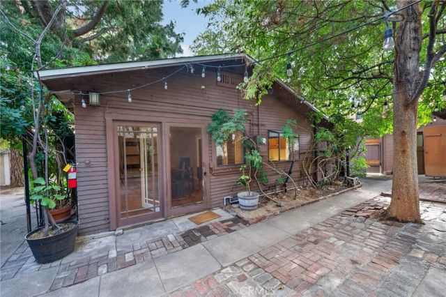 119 S Adams, Glendale, CA 91205