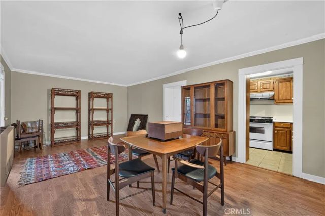 119 S Adams, Glendale, CA 91205
