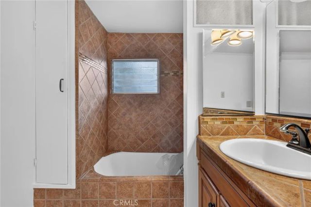 119 S Adams, Glendale, CA 91205