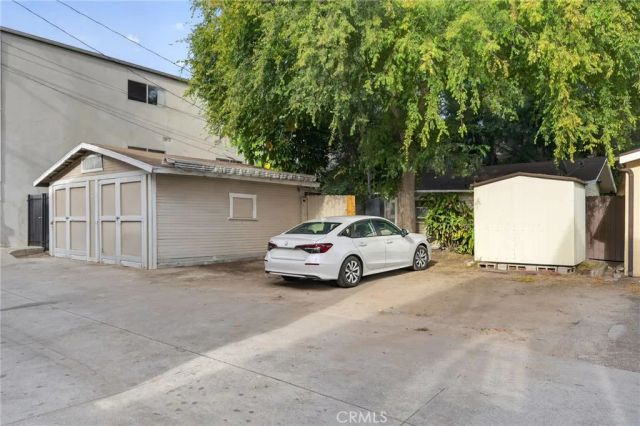 119 S Adams, Glendale, CA 91205