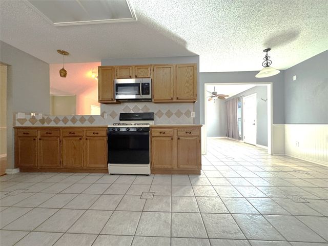 4522 Westlake Drive, Garland, TX 75043