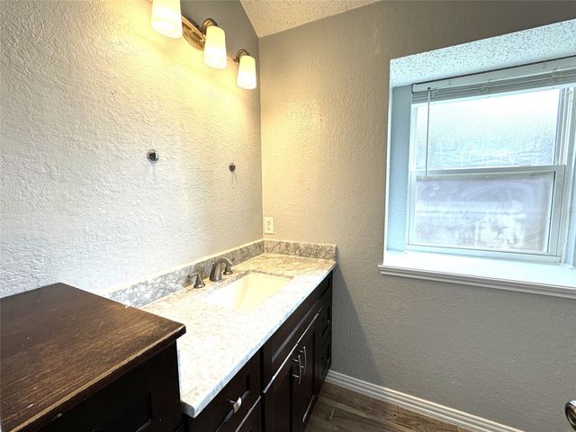 4522 Westlake Drive, Garland, TX 75043