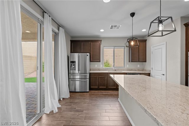 10018 Rams Leap Avenue, Las Vegas, NV 89166