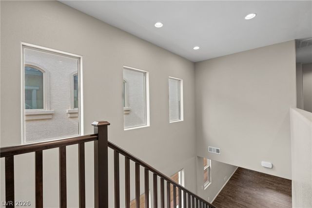 10018 Rams Leap Avenue, Las Vegas, NV 89166