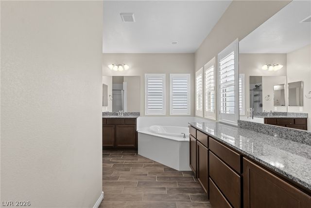 10018 Rams Leap Avenue, Las Vegas, NV 89166