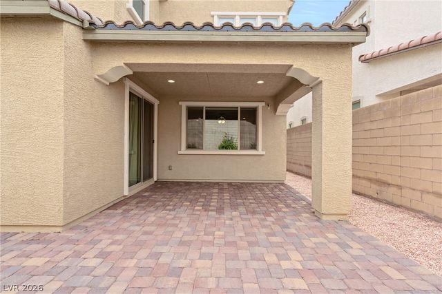 10018 Rams Leap Avenue, Las Vegas, NV 89166