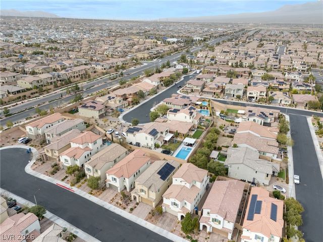 10018 Rams Leap Avenue, Las Vegas, NV 89166