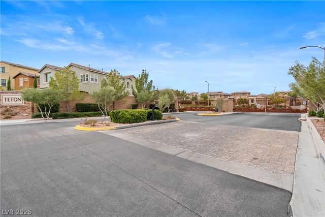 10018 Rams Leap Avenue, Las Vegas, NV 89166