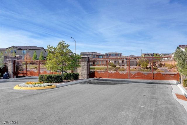 10018 Rams Leap Avenue, Las Vegas, NV 89166