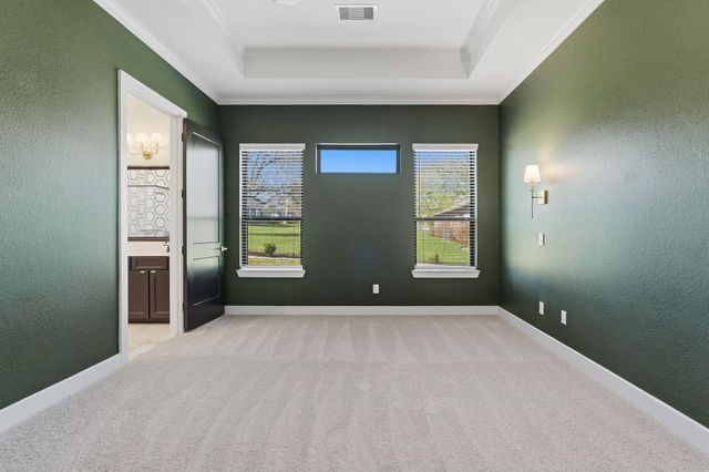 310 Edgewood Drive, Montgomery, TX 77356