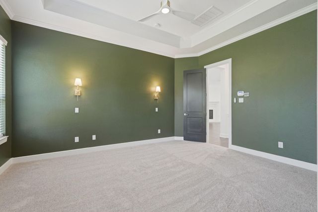 310 Edgewood Drive, Montgomery, TX 77356