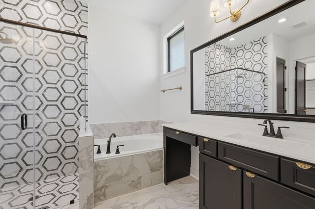 310 Edgewood Drive, Montgomery, TX 77356