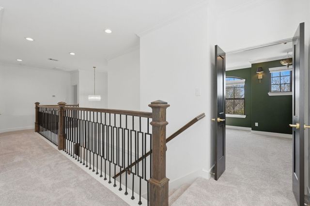 310 Edgewood Drive, Montgomery, TX 77356