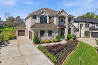 310 Edgewood Drive, Montgomery, TX 77356