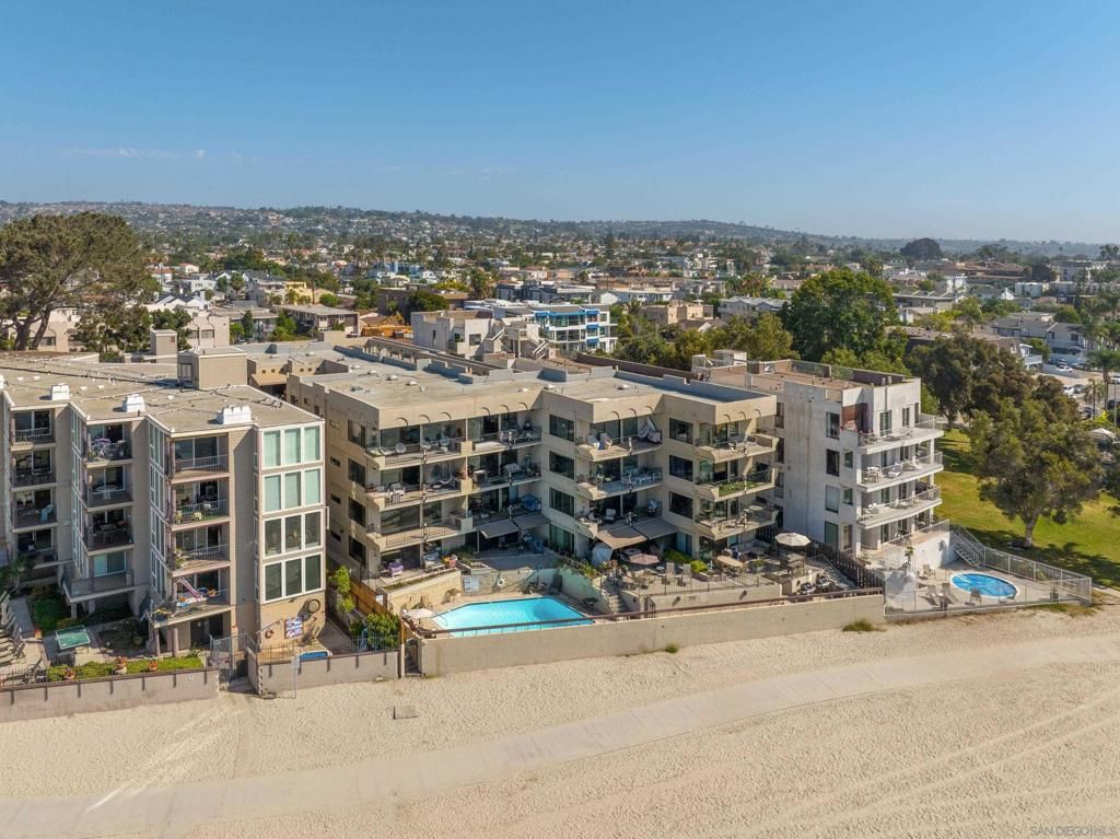 1235 Parker Pl 2B, San Diego, CA 92109 — photo 2