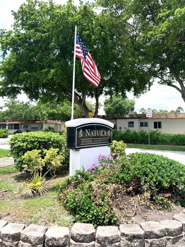 550 SW Natura Avenue, Deerfield Beach, FL 33441
