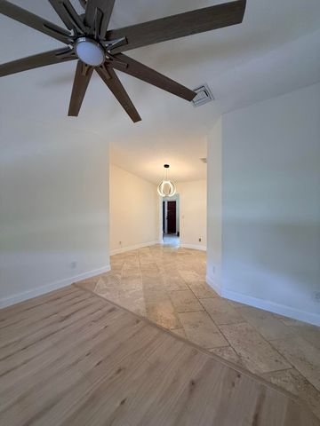 550 SW Natura Avenue, Deerfield Beach, FL 33441