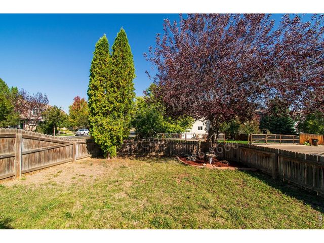 6714 Autumn Ridge Dr, Fort Collins, CO 80525