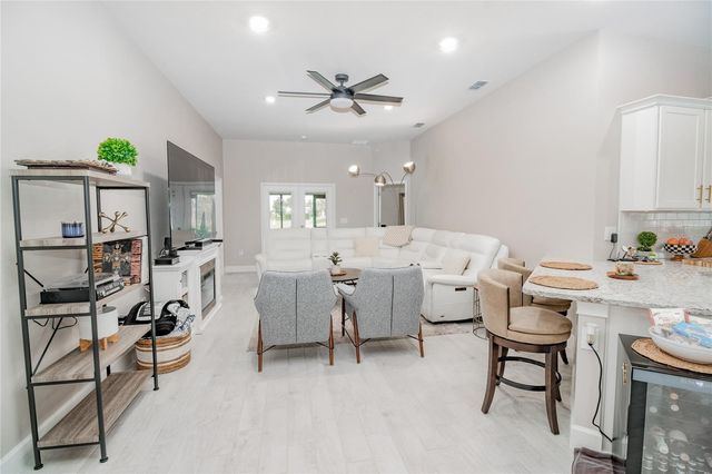 4526 GRANDVIEW GLEN DRIVE, Auburndale, FL 33823