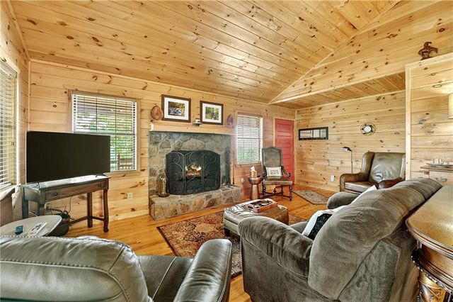 458 Blue Berry Ridge, Morganton, GA 30560