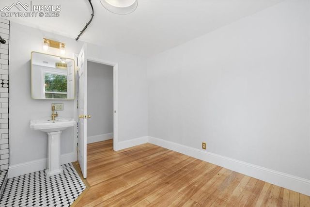 125 Ruxton Avenue, Manitou Springs, CO 80829