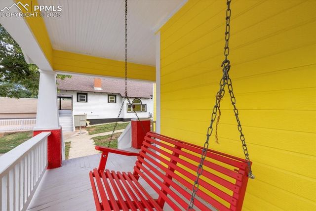 125 Ruxton Avenue, Manitou Springs, CO 80829