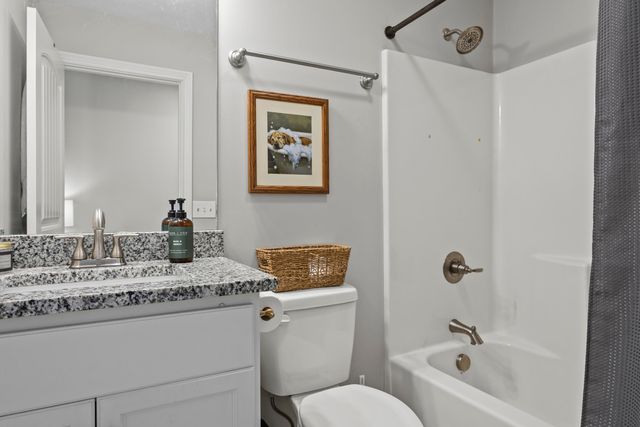 893 Ridgeview Drive, Frankfort, KY 40601