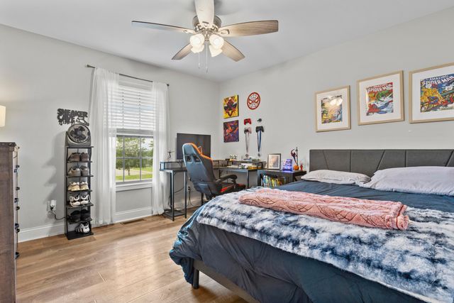 893 Ridgeview Drive, Frankfort, KY 40601