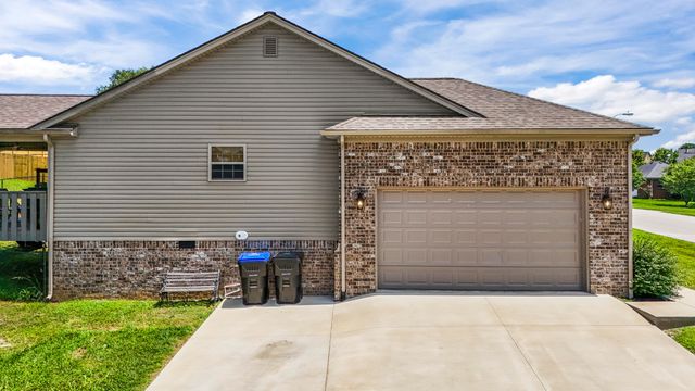 893 Ridgeview Drive, Frankfort, KY 40601