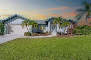 527 ROTONDA CIRCLE, Rotonda West, FL 33947