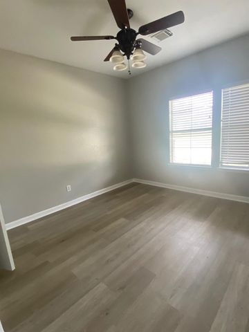 11908 Princess Garden Way, Houston, TX 77047
