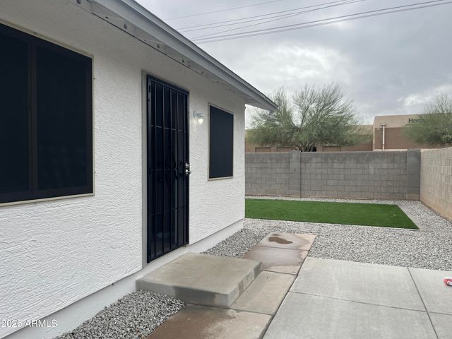2912 E Roeser Road 1, Phoenix, AZ 85040