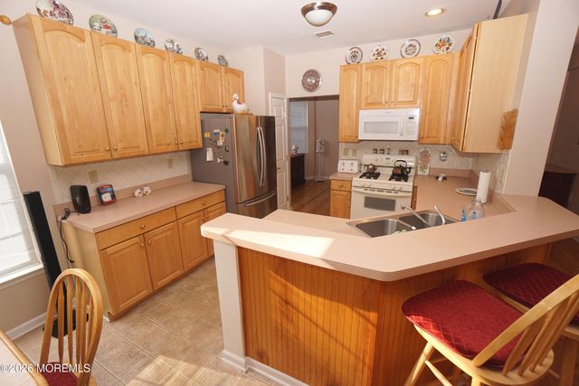 20 Turtle Creek Run 20, Barnegat, NJ 08005