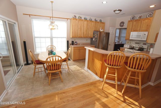 20 Turtle Creek Run 20, Barnegat, NJ 08005