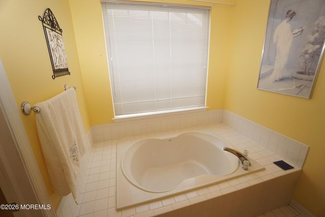20 Turtle Creek Run 20, Barnegat, NJ 08005