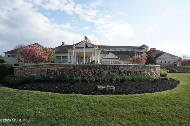 20 Turtle Creek Run 20, Barnegat, NJ 08005