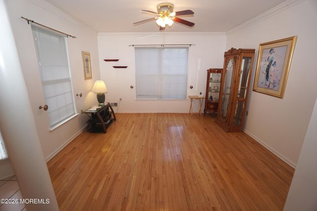 20 Turtle Creek Run 20, Barnegat, NJ 08005