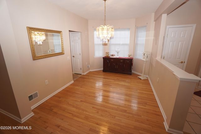 20 Turtle Creek Run 20, Barnegat, NJ 08005