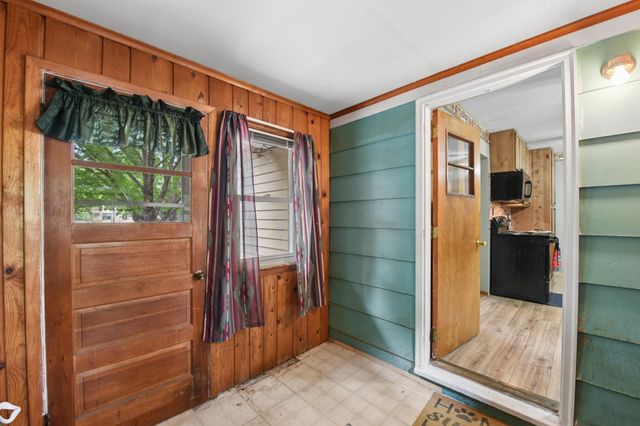 538 S Wasson Lane, River Falls, WI 54022