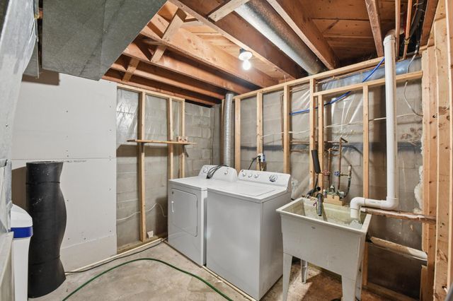 538 S Wasson Lane, River Falls, WI 54022