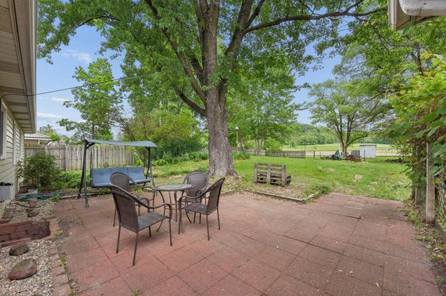 538 S Wasson Lane, River Falls, WI 54022