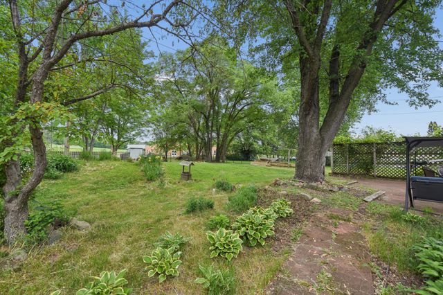 538 S Wasson Lane, River Falls, WI 54022
