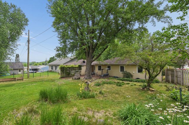 538 S Wasson Lane, River Falls, WI 54022