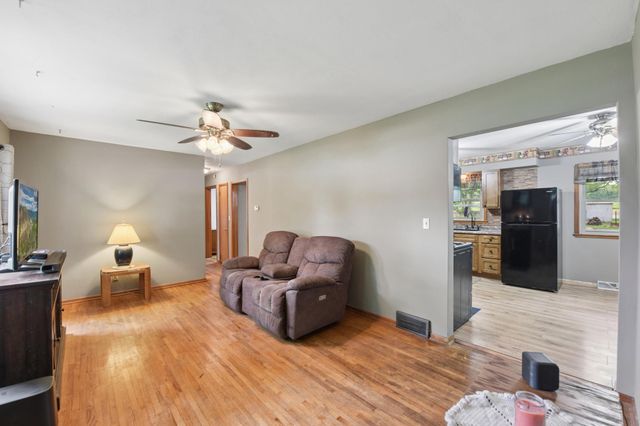 538 S Wasson Lane, River Falls, WI 54022