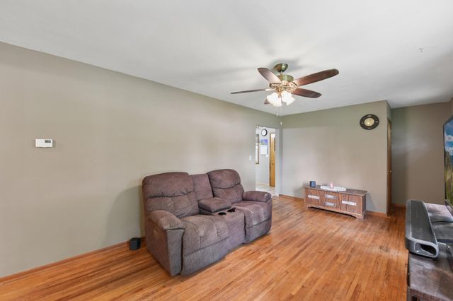 538 S Wasson Lane, River Falls, WI 54022